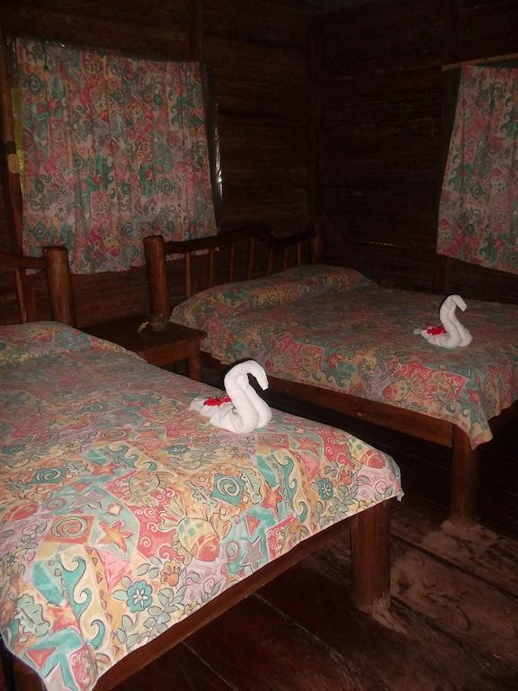 Hotel Salvador Gaviota Lívingston Szoba fotó